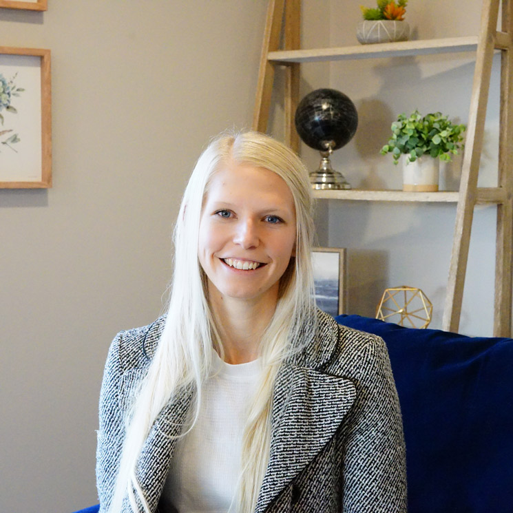 Karee-Brown-Lighthouse-Trauma-Therapy-Therapist